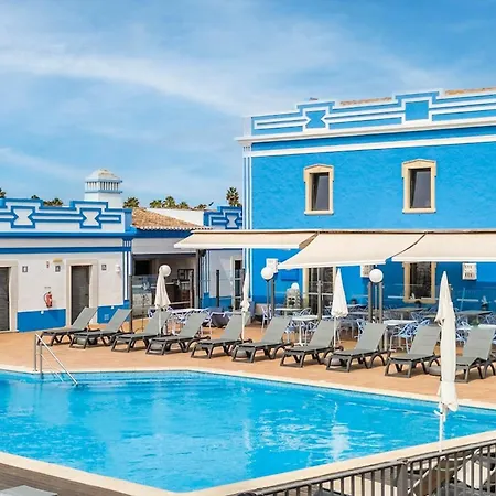 Ground Floor & Pool Apartamento